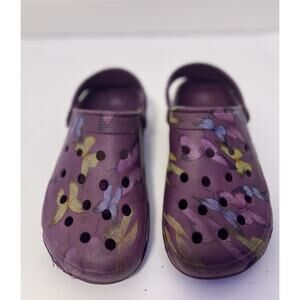Skyline Women's Classic Slip-on Clogs in Purple with a Butterfly Design, Size 6